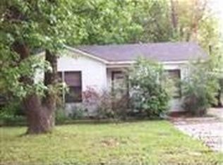 2112 S Maple St, Pine Bluff, AR 71603
