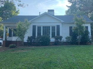 967 Chattahoochee Dr, Gainesville, GA 30501