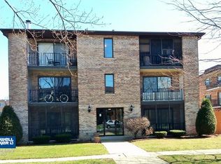 17515 Cedar Ln, Tinley Park, IL 60477