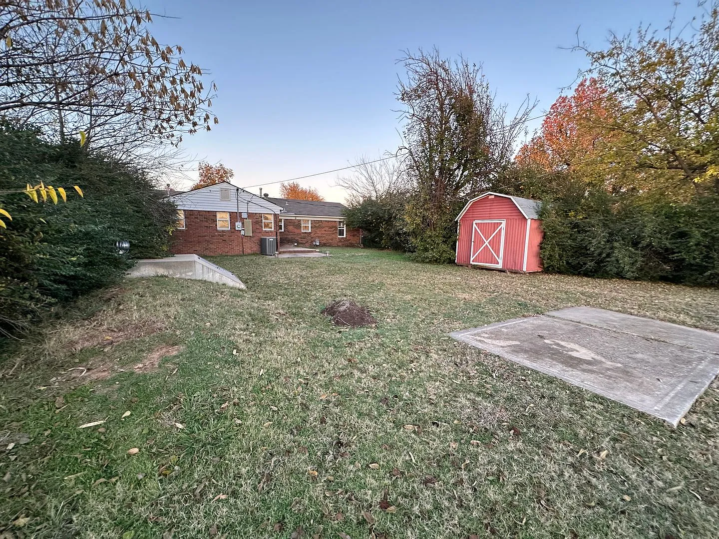 3 Bedroom 2 Bathroom in Midwest City — Photo 3
