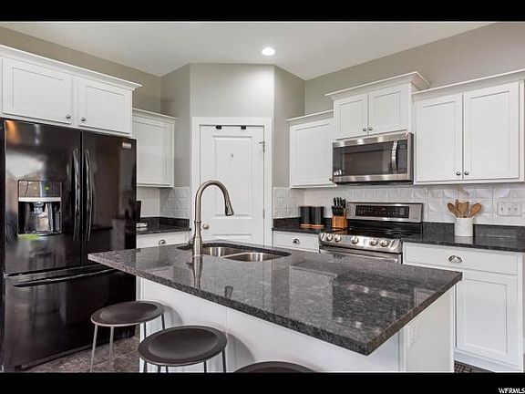 4th image of 1739 W Hollow Cedar Ln