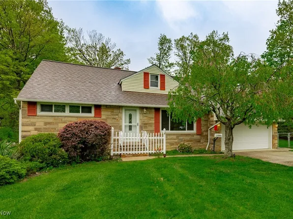 1743 Skyline Dr, Richmond Heights, OH 44143