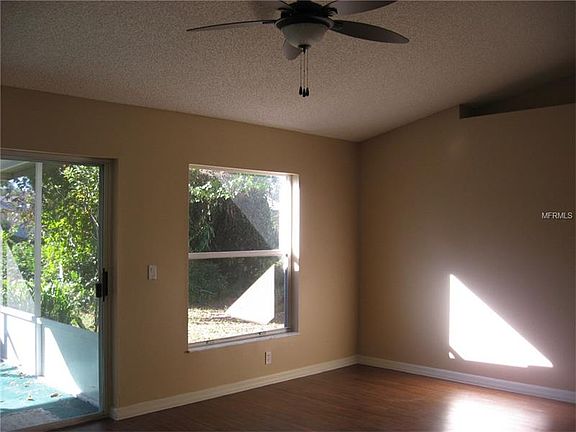 5th image of 1393 Tivoli Dr