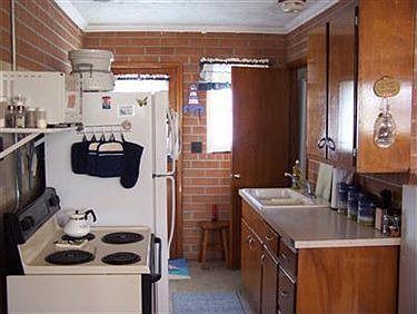 4th image of 5846 E Plum St