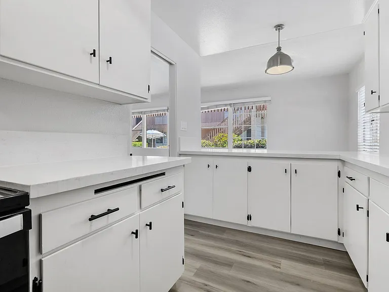 3820 Georgia St #8 — Photo 19