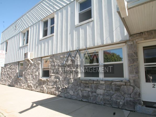 24 2nd St SE #1
