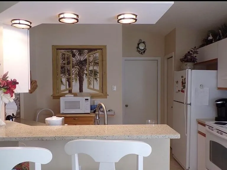 839 W Sunbird Path — Photo 5