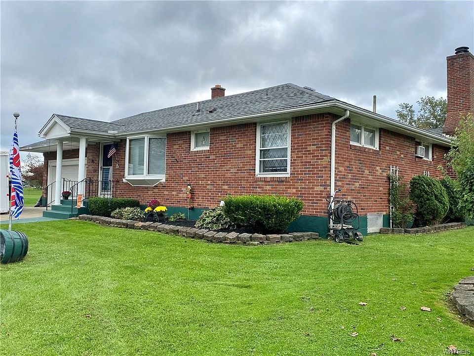 1st image of 85 Markus Dr