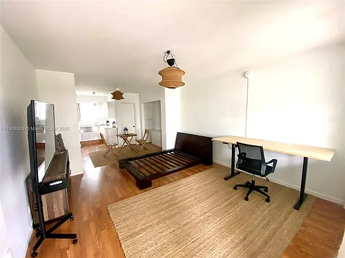 158 Ocean Dr #306 Photo 1