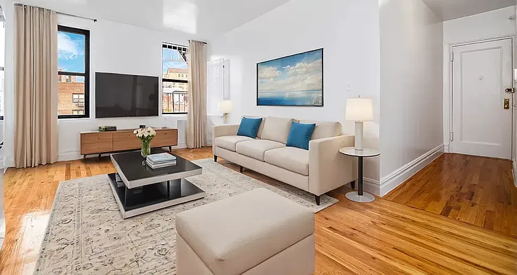 Rented by REAL New York | media 4