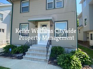 1371 Hall Ave, Lakewood, OH