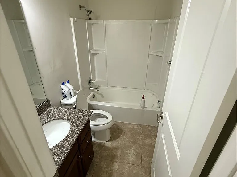 3002 Highpoint Dr — Photo 13