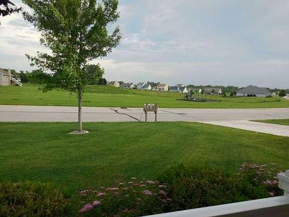 4th image of 9330 Prairie Crossing Dr