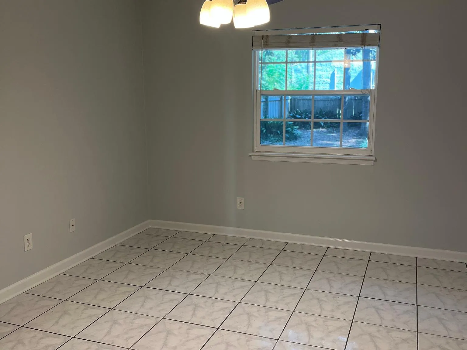 2 bed, 960 sqft, $1,700 — Photo 4