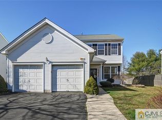 34 Cornell Dr, East Brunswick, NJ 08816