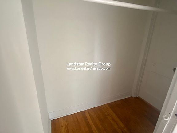 4th image of 3334 W Ainslie St #A2