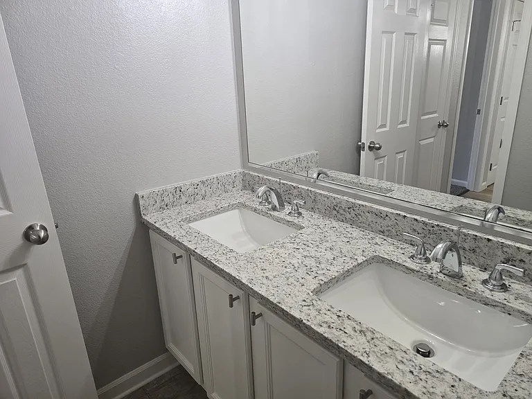 13085 W Cedar Dr — Photo 22