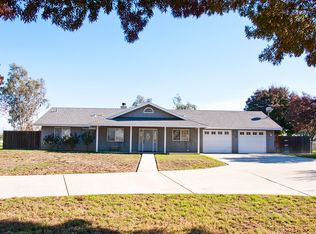 2738 N Park Dr, Pixley, CA 93256