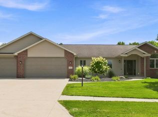 158 N Glenwood Dr, Columbia City, IN 46725