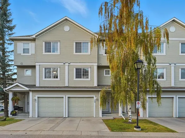 168 N Copperfield Ct SE, Calgary, AB T2Z 4Z3