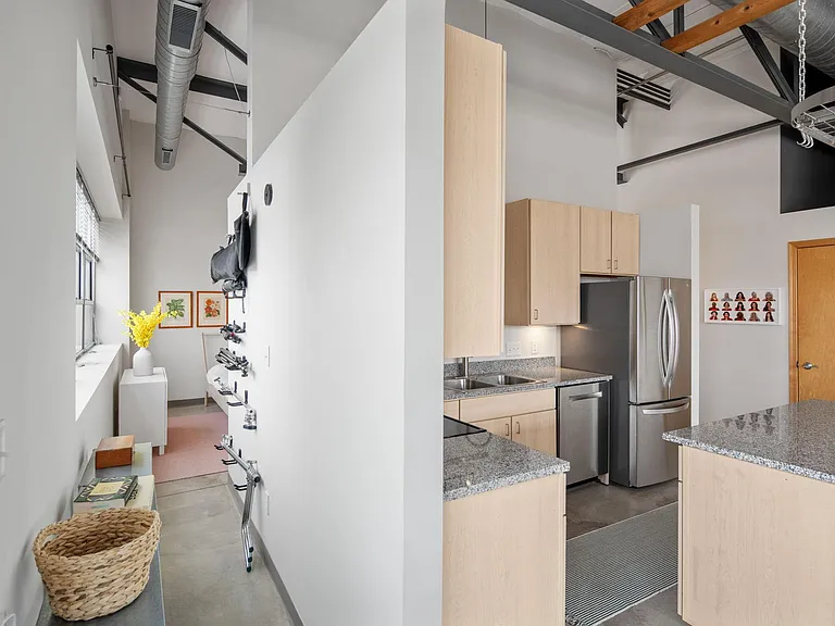 111 E Franklin Ave #316 — Photo 13