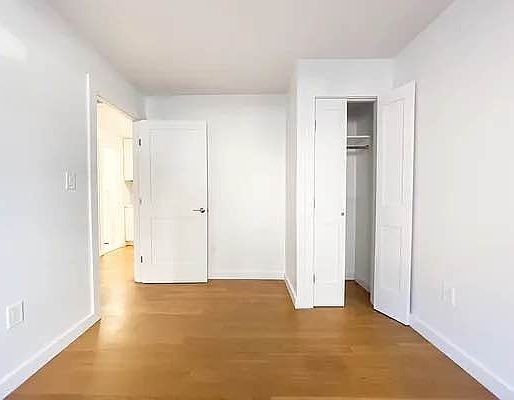 3rd image of 350 Grand Ave Floor 1