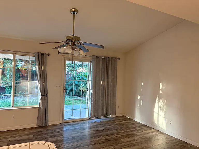 1795 Brookside Dr — Photo 7