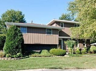 4928 Timber Ct, Oak Forest, IL