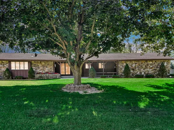 114 E Jersey St, Hanna, IN 46340