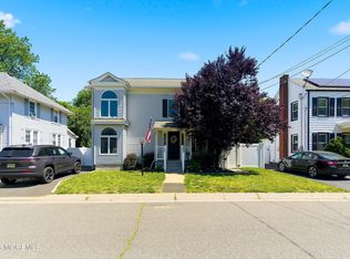 45 Compton Street, Belford, NJ 07718