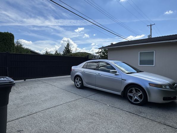 4 bedroom rental in Burnaby — photo 32