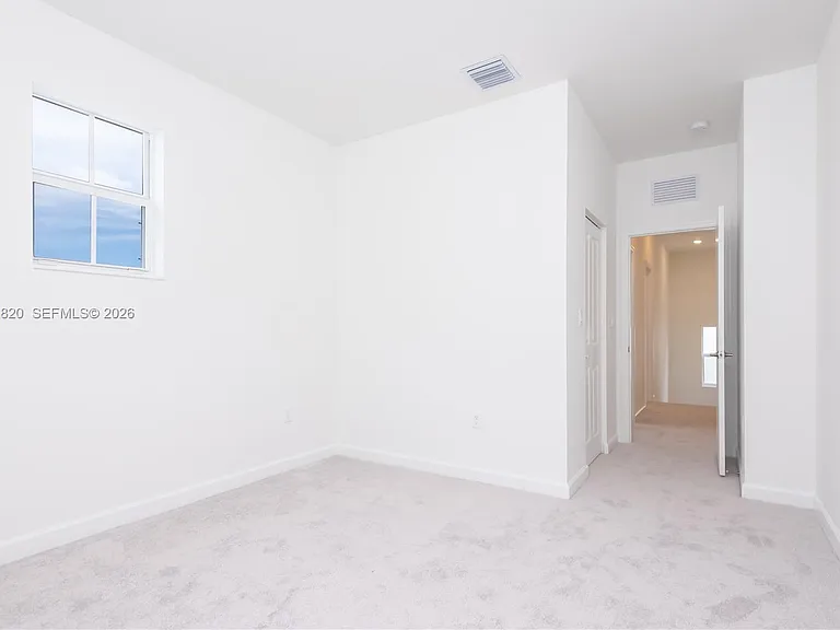 2631 SE 8th Ct #2631 — Photo 30