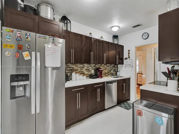 1849 NE 176th St, North Miami Beach, FL 33162