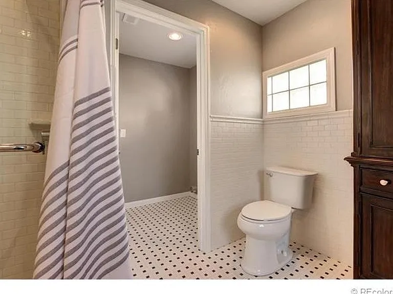 2871 S Logan St — Photo 16