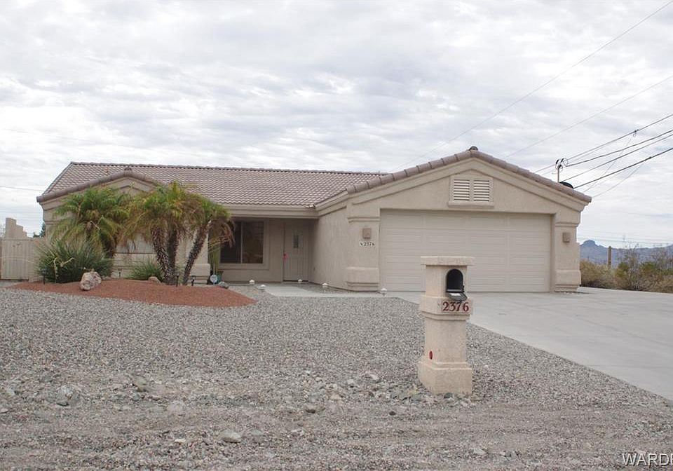 1st image of 2376 Huntington Dr