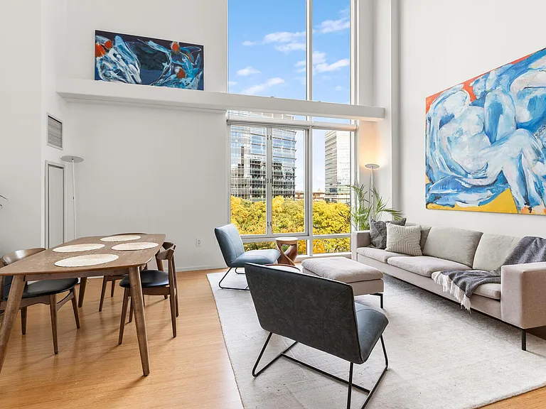 1 Earhart St #520 — Photo 2
