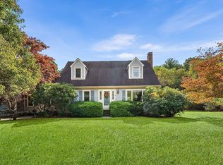 1 Colleen Dr, Lakeville, MA 02347