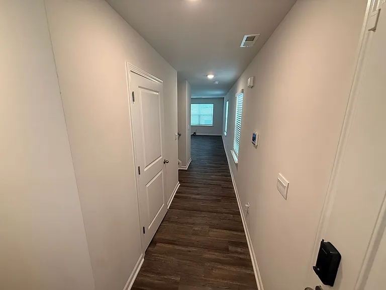 5167 Hyrule Dr — Photo 4