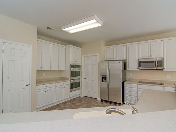 5th image of 1551 Towne Park Ct