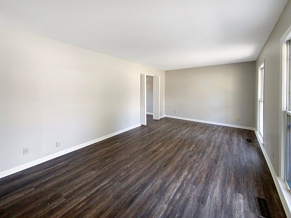 5th image of 1908 Preswood Dr