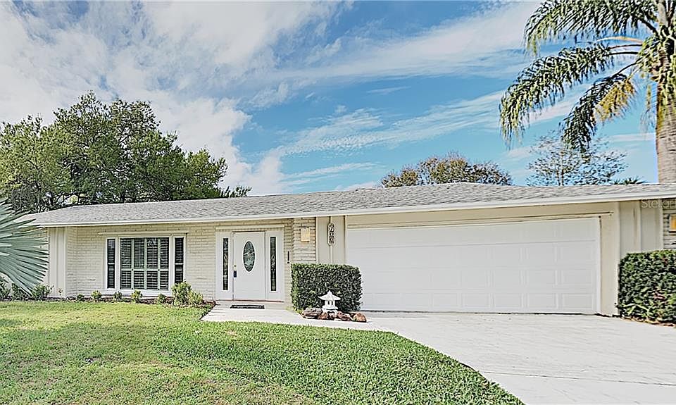 1st image of 706 Leeward Way