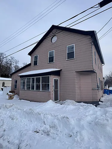 20 Sycamore St #1 Photo 1