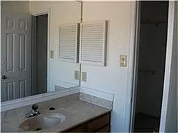 4800 W Lovers Lane #215 - 1 — Photo 2