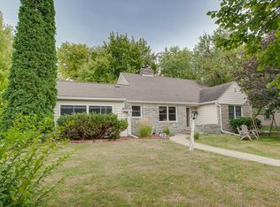 1100 13th St S, Moorhead, MN 56560