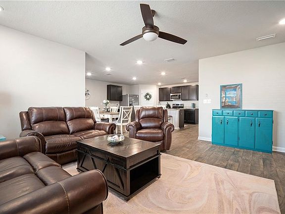 5th image of 10599 Brodick Loop