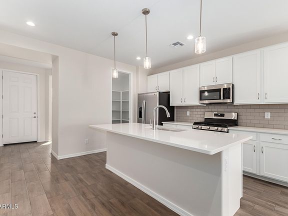 5th image of 17846 W BLUE SKY Drive