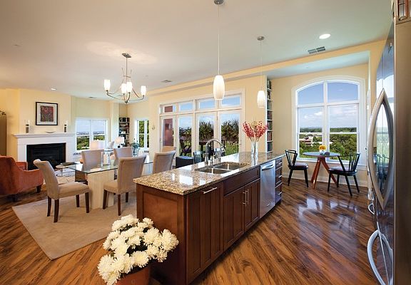 Kitchen/Dining - Similar Condo