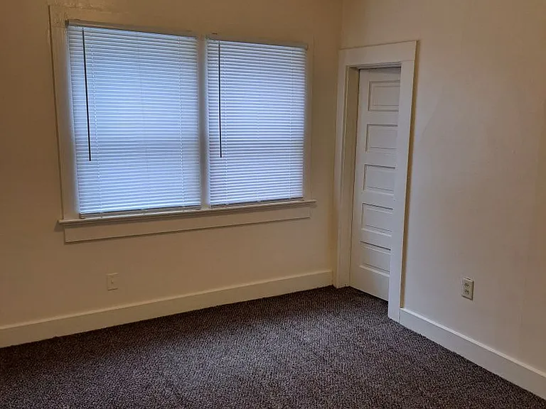 1707 Bayer Ave — Photo 8