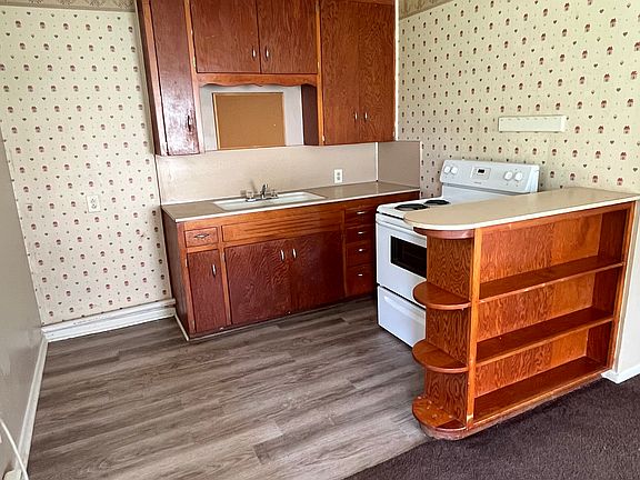 2nd image of 7118 Cedar Cove Rd #3