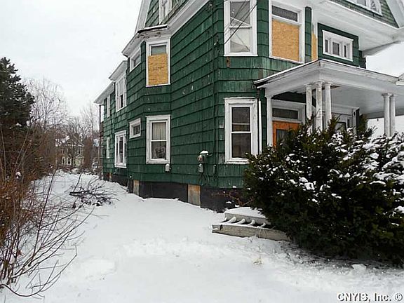 3rd image of 103 E Beard Ave
